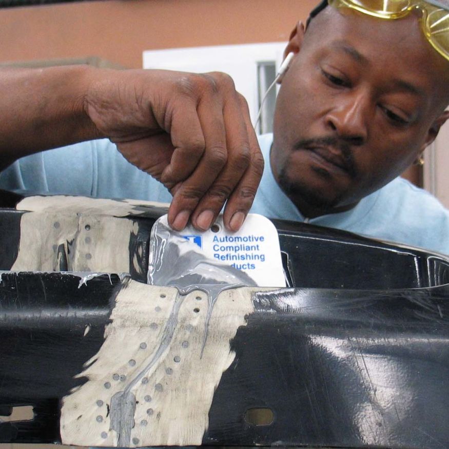 001-automotive-plastic-repair